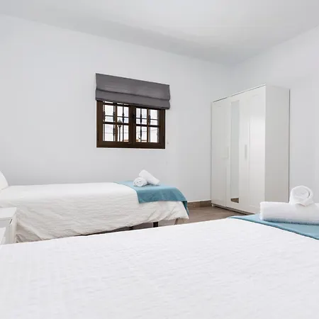 Holiday home Home2book Cozy Casa Papa, Bright Terrace & Bbq