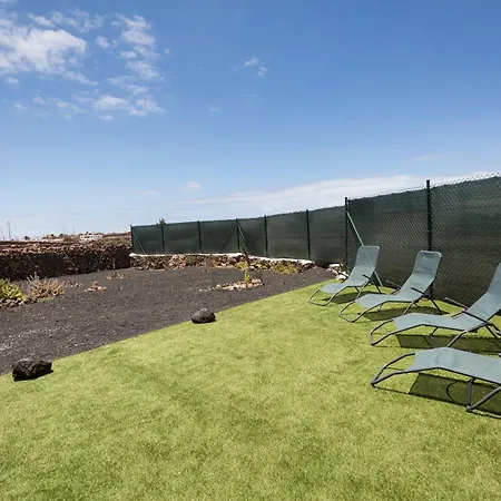 Holiday home Home2book Cozy Casa Papa, Bright Terrace & Bbq La Oliva
