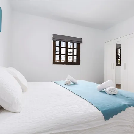 Holiday home Home2book Cozy Casa Papa, Bright Terrace & Bbq La Oliva